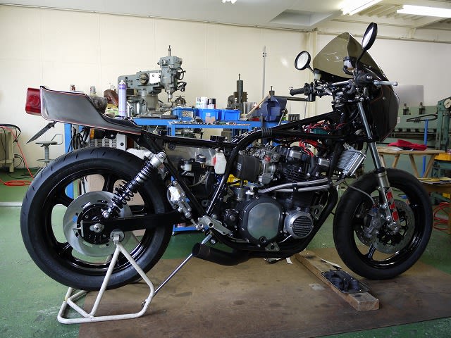 カワサキ・Ｚ１ＲⅡ①。